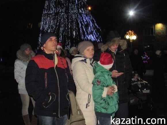 Святковий настрій на центральній площі міста, фото №7 на сайті 20minut.ua