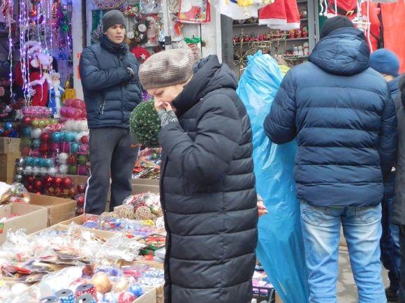 Місія “скупити все”: передноворічний ажіотаж на ринках Хмельницького на сайті vsim.ua Місія “скупити все”: передноворічний ажіотаж на ринках Хмельницького, фото №8 на сайті vsim.ua