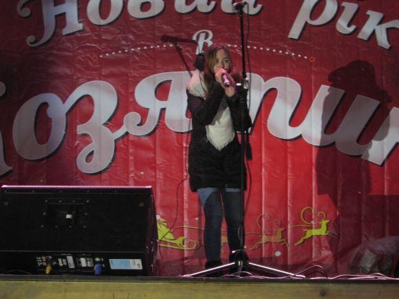 Святковий настрій на центральній площі міста, фото №13 на сайті 20minut.ua