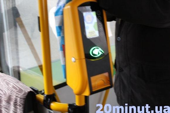 "Проїзд 5, а сервіс на 1 гривню", кажуть пасажири. Дурдом з картками тернополянина у маршрутках, фото №4 на сайті 20minut.ua