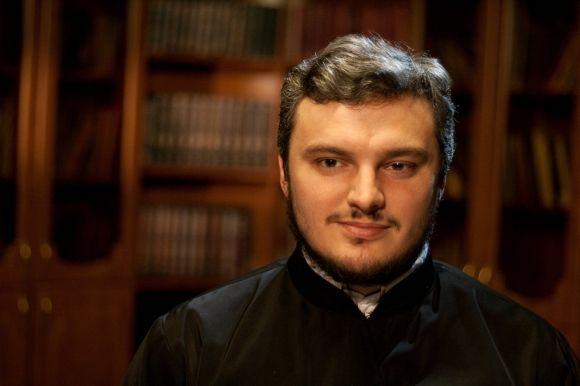 «В цих стінах померла віра». Під вінницьку єпархію московського патріархату принесли іграшки і труну на сайті 20minut.ua «В цих стінах померла віра». Під вінницьку єпархію московського патріархату принесли іграшки і труну, фото №1 на сайті 20minut.ua