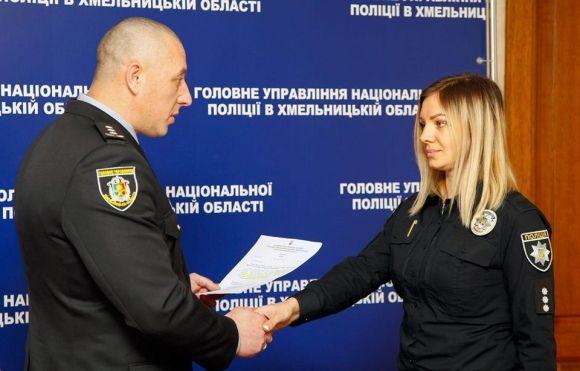 Новини Хмельницького - фото з Блондинка з Франківська працюватиме в поліції Хмельниччини Блондинка з Франківська працюватиме в поліції Хмельниччини, фото №1 на сайті vsim.ua