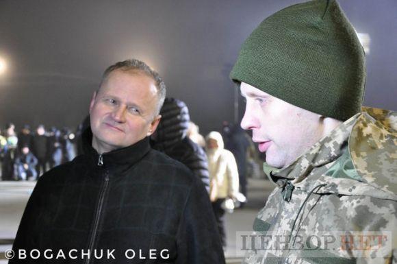 Звільнені з полону тернополяни повертаються додому (оновлене) на сайті 20minut.ua Звільнені з полону тернополяни повертаються додому (оновлене), фото №1 на сайті 20minut.ua