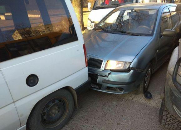 У Житомирі зіткнулися 5 автомобілів на сайті 20minut.ua У Житомирі зіткнулися 5 автомобілів, фото №1 на сайті 20minut.ua