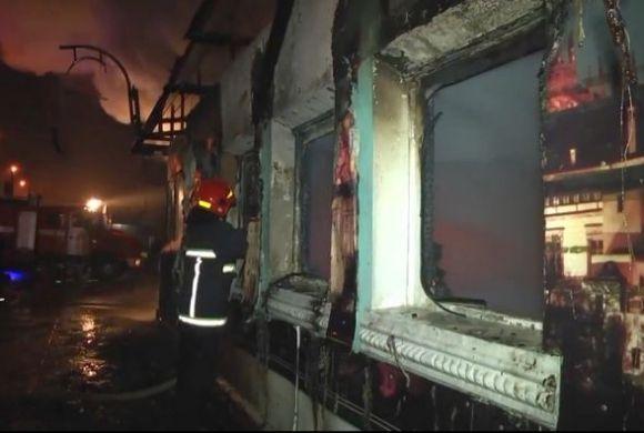 Після підпалу кафе «Марися» вирішили демонтувати, фото №1 на сайті vsim.ua