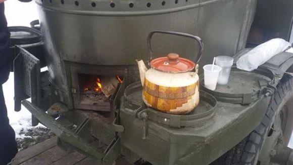 Водохреща у Хмельницькому: біля ополонок вже збираються люди, після купання п’ють безкоштовний чай на сайті vsim.ua Водохреща у Хмельницькому: біля ополонок вже збираються люди, після купання п’ють безкоштовний чай, фото №2 на сайті vsim.ua