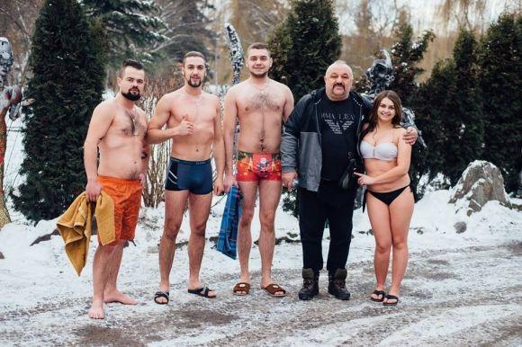 Як тернополяни купаються на Водохреща (ОНОВЛЕНО), фото №6 на сайті 20minut.ua