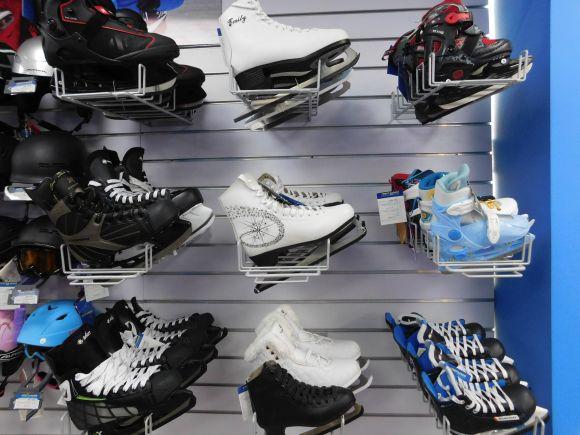 Сани, лижі, ковзани. Де і за скільки придбати зимове спорядження, фото №2 на сайті vsim.ua