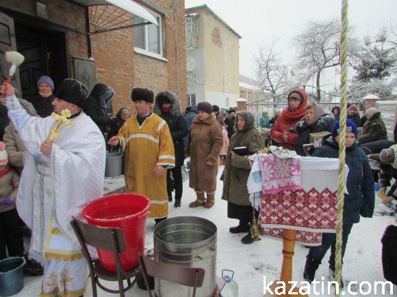 Водохреща в Козятині (фото+відео) оновлено на сайті 20minut.ua Водохреща в Козятині (фото+відео) оновлено, фото №9 на сайті 20minut.ua