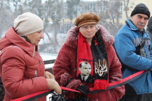 Свято Єдності. «Живий ланцюг» об’єднав береги Південного Бугу на сайті 20minut.ua Свято Єдності. «Живий ланцюг» об’єднав береги Південного Бугу, фото №5 на сайті 20minut.ua