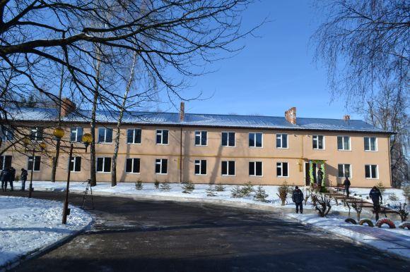 «Чекав на житло 14 років», - рятувальникам роздали 39 квартир у Хмельницькому на сайті vsim.ua «Чекав на житло 14 років», - рятувальникам роздали 39 квартир у Хмельницькому, фото №2 на сайті vsim.ua