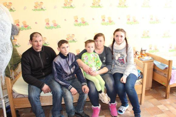 Брат врятував брата з-під криги. Сани злетіли на лід і потрапили в ополонку на сайті 20minut.ua Брат врятував брата з-під криги. Сани злетіли на лід і потрапили в ополонку, фото №5 на сайті 20minut.ua