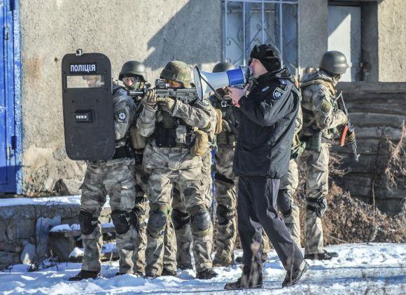 Житомирські поліцейські взяли участь у тактико-спеціальних навчаннях із затримання небезпечних злочинців на сайті 20minut.ua Житомирські поліцейські взяли участь у тактико-спеціальних навчаннях із затримання небезпечних злочинців, фото №3 на сайті 20minut.ua