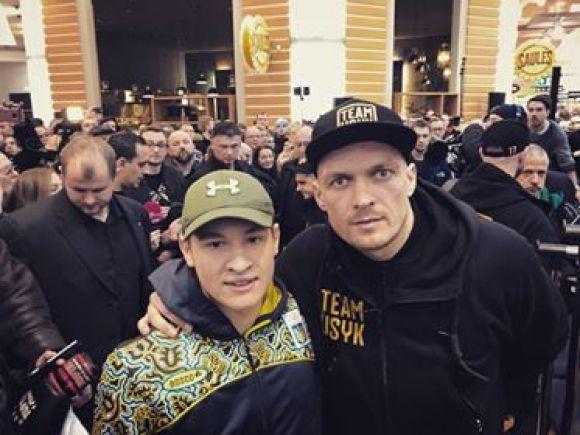Олександр Усик битиметься за два пояси у важкій вазі, фото №1 на сайті 20minut.ua