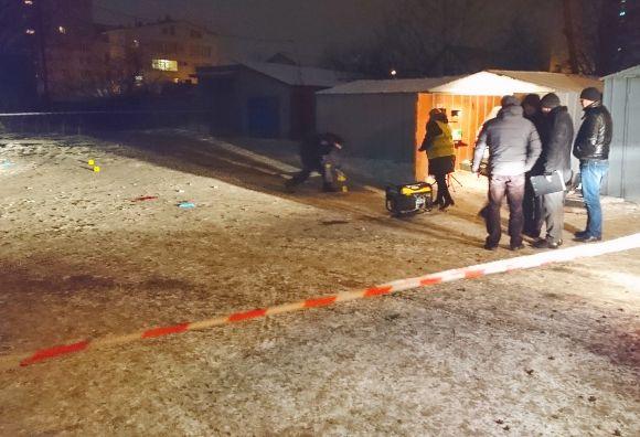 У дворі будинку на Пирогова вночі застрелили чоловіка (ОНОВЛЕНО) на сайті 20minut.ua У дворі будинку на Пирогова вночі застрелили чоловіка (ОНОВЛЕНО), фото №5 на сайті 20minut.ua