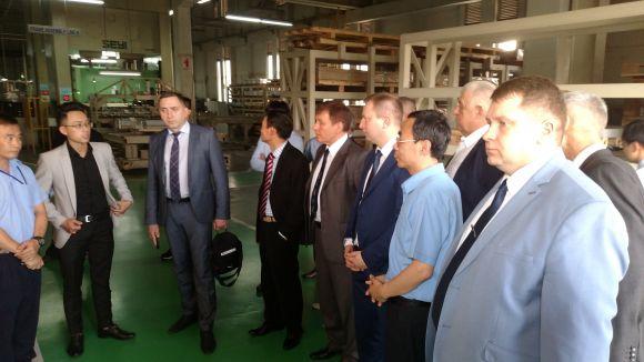 У В’єтнамі наша влада переймала досвід, а підприємці укладали угоди, фото №1 на сайті 20minut.ua