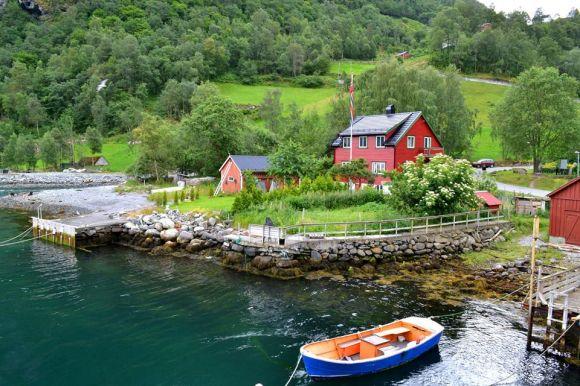 Селфі із льодовиком та сальто над прірвою: як дешево відпочити у недешевій Норвегії, фото №6 на сайті 20minut.ua