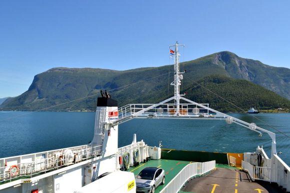 Селфі із льодовиком та сальто над прірвою: як дешево відпочити у недешевій Норвегії, фото №1 на сайті 20minut.ua