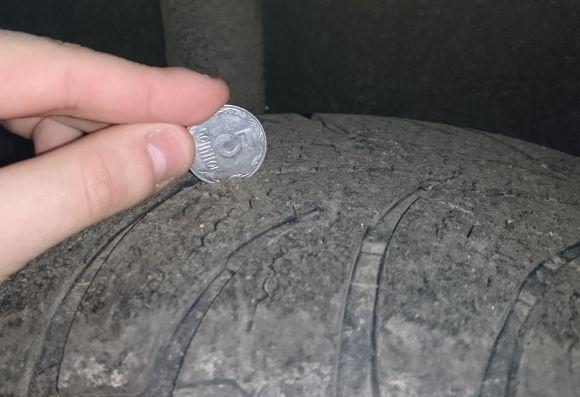 Про ДТП з поліцейськими «Пріусами». Та чи правда,  що патрульні їздять на "лисій" гумі?, фото №5 на сайті 20minut.ua