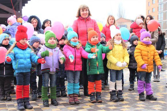 У Військовому містечку відкрили новий дитсадок. Місця вистачить на 360 діток на сайті 20minut.ua У Військовому містечку відкрили новий дитсадок. Місця вистачить на 360 діток, фото №3 на сайті 20minut.ua