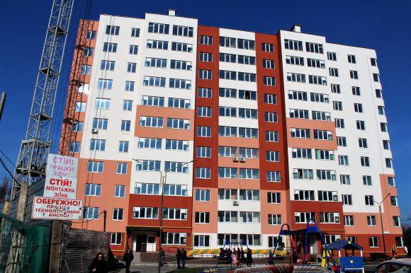 На Замості звели муніципальний будинок. Ціна за «квадрат» — 9800 гривень на сайті 20minut.ua На Замості звели муніципальний будинок. Ціна за «квадрат» — 9800 гривень, фото №1 на сайті 20minut.ua