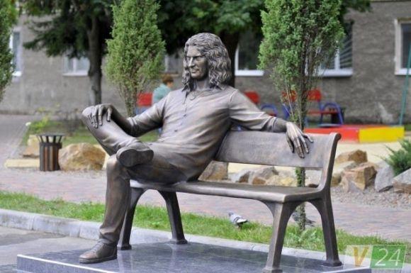 Новини Житомира - фото з Три роки тому в атомобільній аварії загинув Кузьма Скрябін Три роки тому в атомобільній аварії загинув Кузьма Скрябін, фото №3 на сайті 20minut.ua