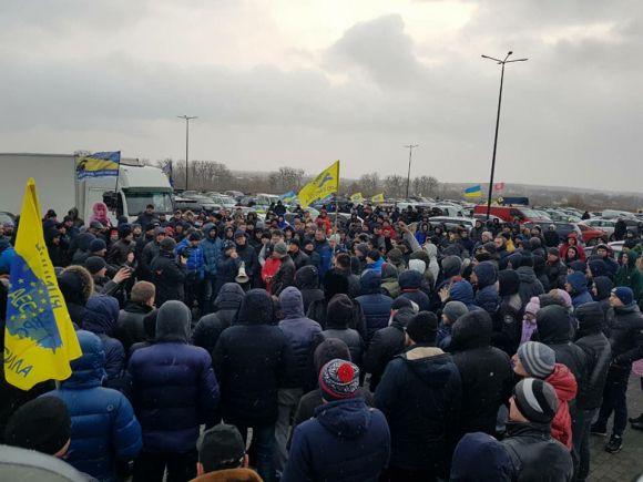 Новини Вінниці - фото з П'ять сотень авто сигналили і «поставили на вуха» всю Вінницю. Що це було? (ОНОВЛЕНО) П'ять сотень авто сигналили і «поставили на вуха» всю Вінницю. Що це було? (ОНОВЛЕНО), фото №35 на сайті 20minut.ua