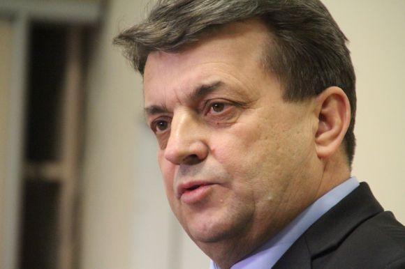 Новини Вінниці - фото з «Наркомани влади» або бюджетники облради: як мандат допомагає вінницьким депутатам «Наркомани влади» або бюджетники облради: як мандат допомагає вінницьким депутатам, фото №1 на сайті 20minut.ua