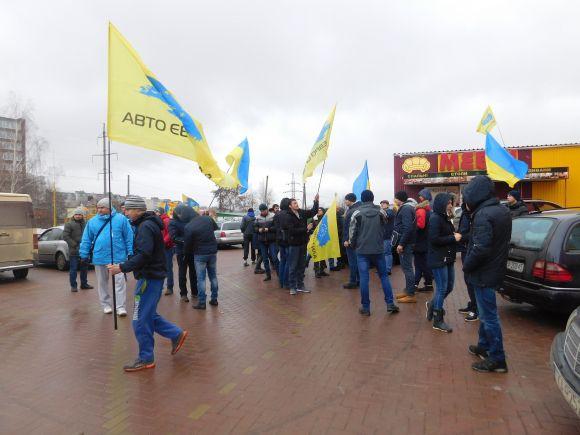 Сигналили і шуміли. Про що говорили водії на «євробляхах» у Хмельницькому, фото №8 на сайті vsim.ua