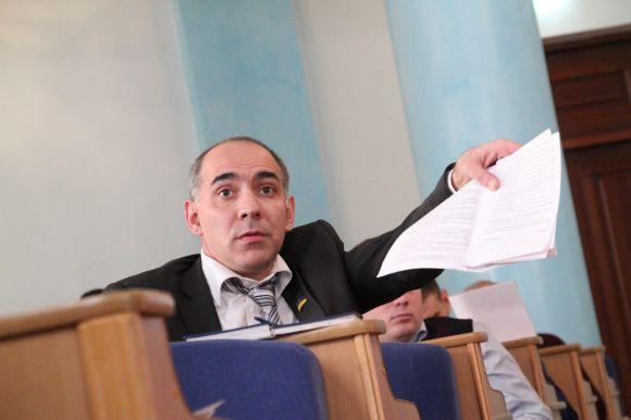 Новини Вінниці - фото з «Наркомани влади» або бюджетники облради: як мандат допомагає вінницьким депутатам «Наркомани влади» або бюджетники облради: як мандат допомагає вінницьким депутатам, фото №6 на сайті 20minut.ua