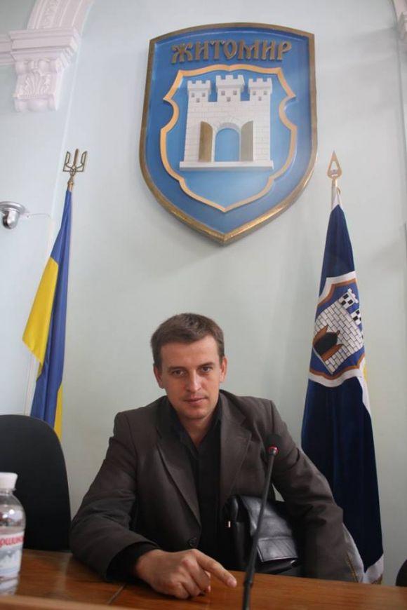 Новини Житомира - фото з Хто «кришує» Михайла «Лампочку» Пухтаєвича?! Хто «кришує» Михайла «Лампочку» Пухтаєвича?!, фото №6 на сайті 20minut.ua