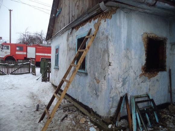 Новини Хмельницького - фото з Смертельна пожежа: 28-річний мешканець Славутчини згорів у власному будинку Смертельна пожежа: 28-річний мешканець Славутчини згорів у власному будинку, фото №2 на сайті vsim.ua