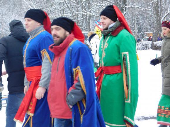Без шашликів і алкоголю хмельничани зустрічали весну в парку Чекмана, фото №4 на сайті vsim.ua
