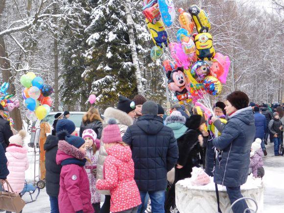 Без шашликів і алкоголю хмельничани зустрічали весну в парку Чекмана, фото №3 на сайті vsim.ua