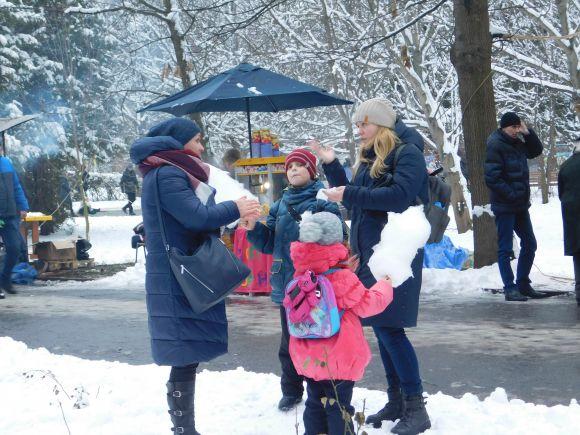 Без шашликів і алкоголю хмельничани зустрічали весну в парку Чекмана, фото №19 на сайті vsim.ua