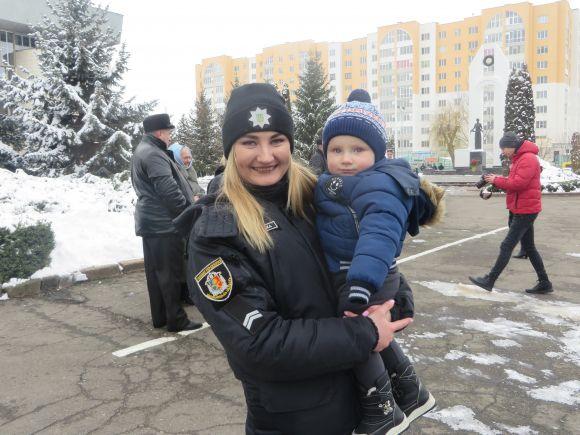 У поліції Хмельниччини - поповнення. Набрали слідчих та дільничних, фото №3 на сайті vsim.ua