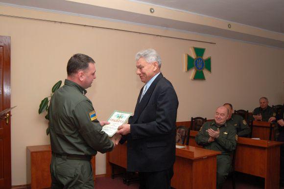 Хмельницькі прикордонники вшанували воїнів-інтернаціоналістів, фото №2 на сайті vsim.ua