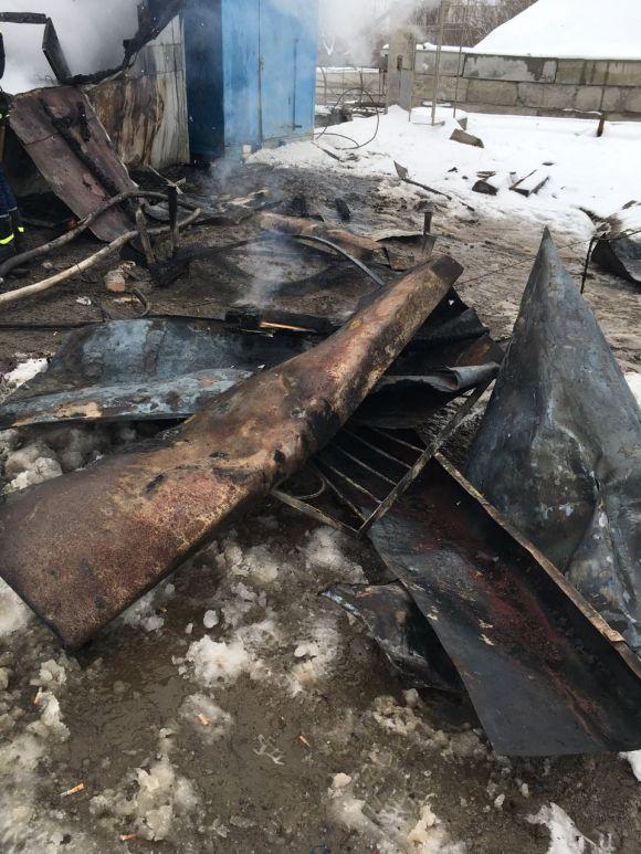 Новини Вінниці - фото з У Вінниці згорів будівельний вагончик. Причин займання не називають У Вінниці згорів будівельний вагончик. Причин займання не називають, фото №1 на сайті 20minut.ua