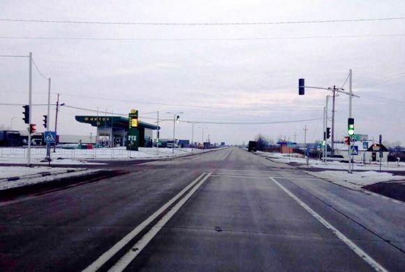 На трасі М-07 Київ – Ковель у м. Коростені встановили 26 світлофорів, фото №1 на сайті 20minut.ua
