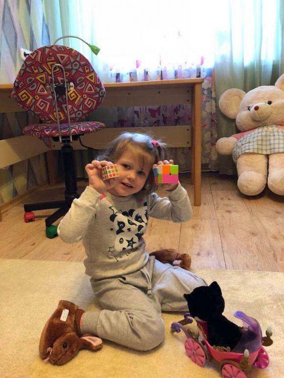 У сім'ї міського голови поповнення: Сергій та Світлана Сухомлин удочерили дівчинку Софію, фото №2 на сайті 20minut.ua