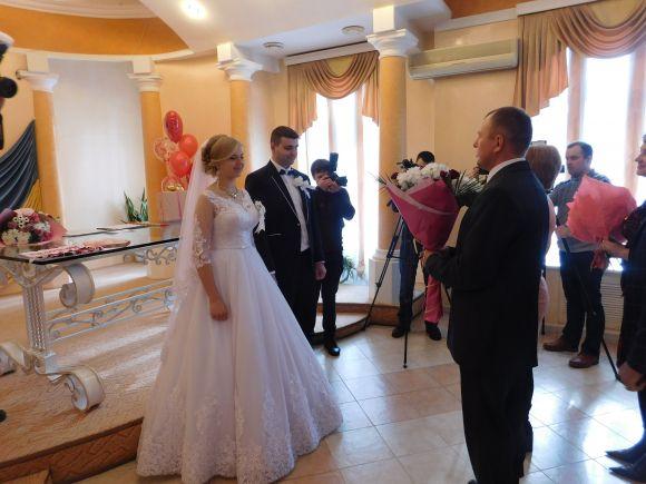 "Щоб чоловік не забув, коли вітати" - хмельницькі молодята про весілля на День Валентина, фото №6 на сайті vsim.ua