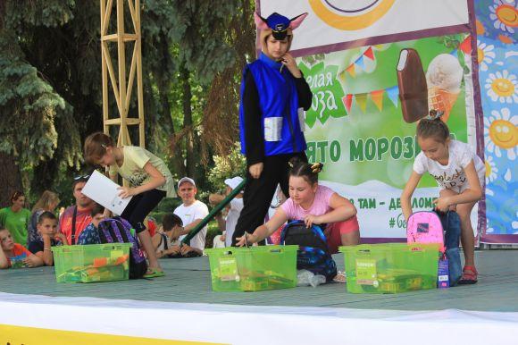 Конкурси, лотерея та більше 3000 подарунків: як малеча розважалася на Святі дитинства від RIA, фото №12 на сайті 20minut.ua