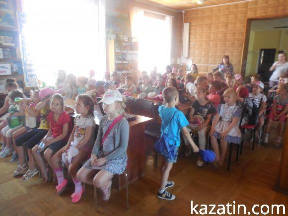 Новини Козятина - фото з В бібліотеці провели зустріч в країні дитинства В бібліотеці провели зустріч в країні дитинства, фото №2 на сайті 20minut.ua