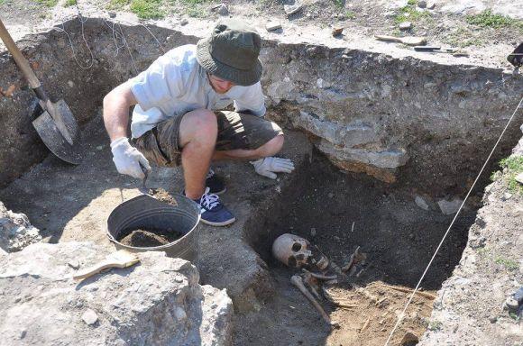 Археологи припускають, що розкопали у Кам’янці склеп магната Потоцького, фото №1 на сайті 20minut.ua