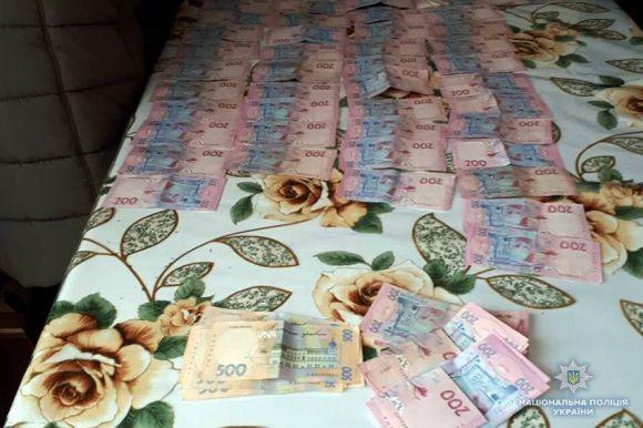 На Хмельниччині зловили матір, яка хотіла "здати" 4-річного сина в оренду за 15 тисяч гривень, фото №3 на сайті vsim.ua