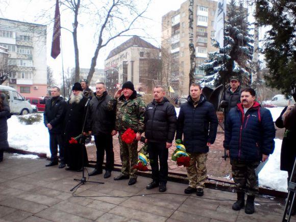 Річниця виведення військ з Афганістану: Житомир вшанував пам'ять загиблих воїнів-інтернаціоналістів, фото №4 на сайті 20minut.ua