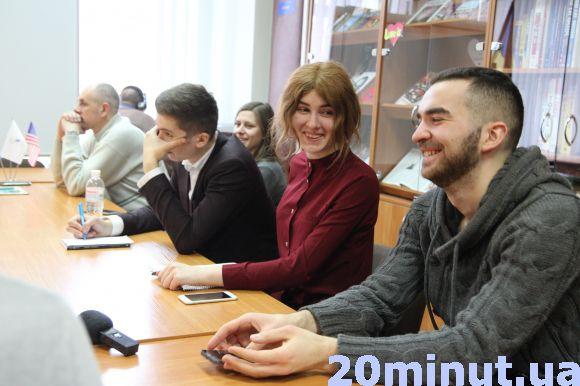 Новини Тернополя - фото з Тернополянам розповіли, як не сидіти до ранку в Instagram та рано прокидатися Тернополянам розповіли, як не сидіти до ранку в Instagram та рано прокидатися, фото №1 на сайті 20minut.ua