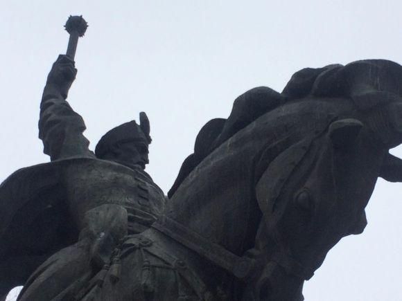 Операція “Куди поставити Богдана?”. Пам'ятник, який мав стати символом Хмельницького, фото №3 на сайті vsim.ua