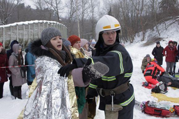 На «Кременецькі медичні ралі – 2018» з'їхалось 32 команди з України, Польщі, Литви та Ізраїлю, фото №2 на сайті 20minut.ua