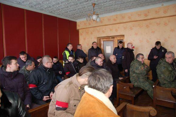 Новини Тернополя - фото з Розгляд справи убивства активіста Ващенка знову затягують. Підсудні то мовчать, то хворіють Розгляд справи убивства активіста Ващенка знову затягують. Підсудні то мовчать, то хворіють, фото №1 на сайті 20minut.ua